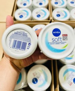 Kem dưỡng ẩm NIVEA Soft chống nẻ & dưỡng da, 200 ml
