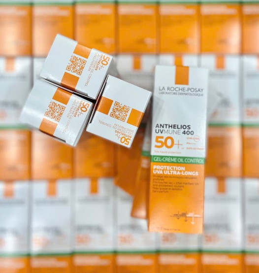 Kem chống nắng La Roche Posay Gel-Creme Oil Control LFS50+ cho da dầu, 50ml Kem chống nắng La Roche Posay Gel-Creme Oil Control LFS50+ cho da dầu, 50ml
