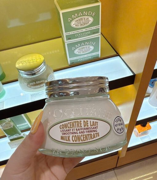 Kem dưỡng thể L'occitane Amande Milk Concentrate làm mềm và săn chắc da, 200ml