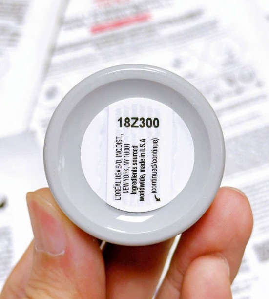 Mặt nạ đất sét Kiehl's Rare Earth Pore-Minimizing Clay Mask trị mụn, 14ml Mặt nạ đất sét Kiehl's Rare Earth Pore-Minimizing Clay Mask trị mụn, 14ml