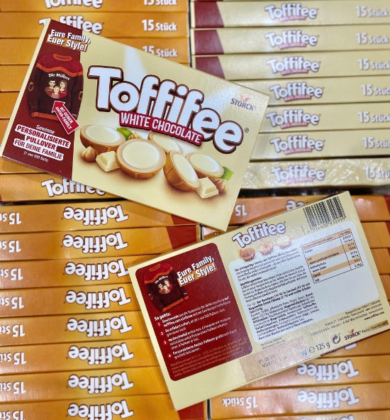 Kẹo mềm caramen chocolate nhân hạt dẻ Toffifee White Chocolate, 15 viên Kẹo mềm caramen chocolate nhân hạt dẻ Toffifee White Chocolate, 15 viên