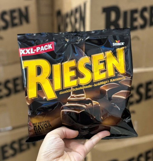 Kẹo socola đen nhân mềm Riesen, 377g Kẹo socola đen nhân mềm Riesen, 377g