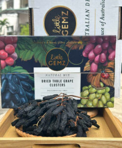 Nho ngón tay khô nguyên cành Little Gemz Sweet Sapphire Table Grapes, 1 kg {Úc}