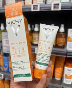 Kem chống nắng Vichy Capital Soleil Mattifying 3in1 SPF50+ cho da dầu, 50ml