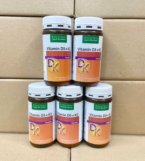 Viên uống Sanct Bernhard Vitamin D3 + K2 hỗ trợ hệ xương và hệ miễn dịch, 180 viên Viên uống Sanct Bernhard Vitamin D3 + K2 hỗ trợ hệ xương và hệ miễn dịch, 180 viên