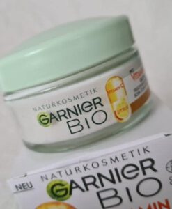 Kem dưỡng da Garnier Bio mit Vitamin C Glow làm sáng da, mờ nám, 50ml