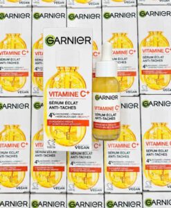 Serum Garnier Vitamin C+ Éclat Anti-Taches làm sáng da, mờ nám, 50ml