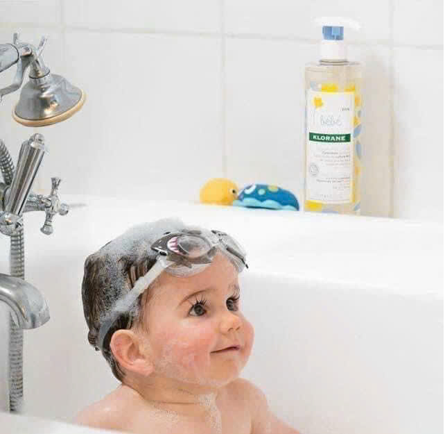Sữa tắm gội KLORANE Bébé Gel Lavant Doux cho trẻ sơ sinh và trẻ em, 2x500ml Sữa tắm gội KLORANE Bébé Gel Lavant Doux cho trẻ sơ sinh và trẻ em, 2x500ml