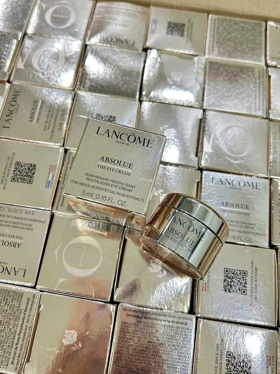 Kem dưỡng mắt Lancome Absolue The Eye Cream chống lão hóa, giảm nếp nhăn, 5ml Kem dưỡng mắt Lancome Absolue The Eye Cream chống lão hóa, giảm nếp nhăn, 5ml